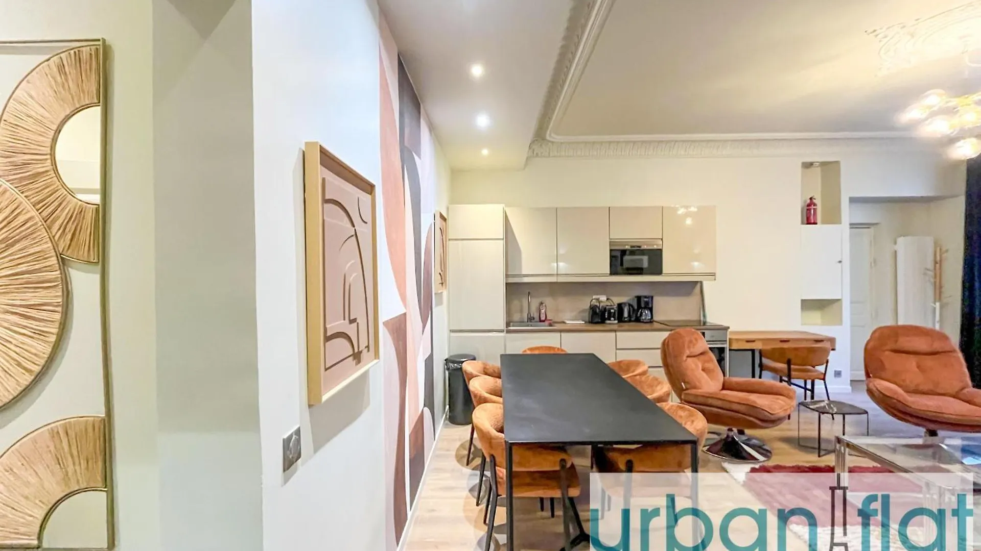 公寓 Urban Flat 63 - 3 Bedrooms Flat Champs-Elysees Mermoz 巴黎